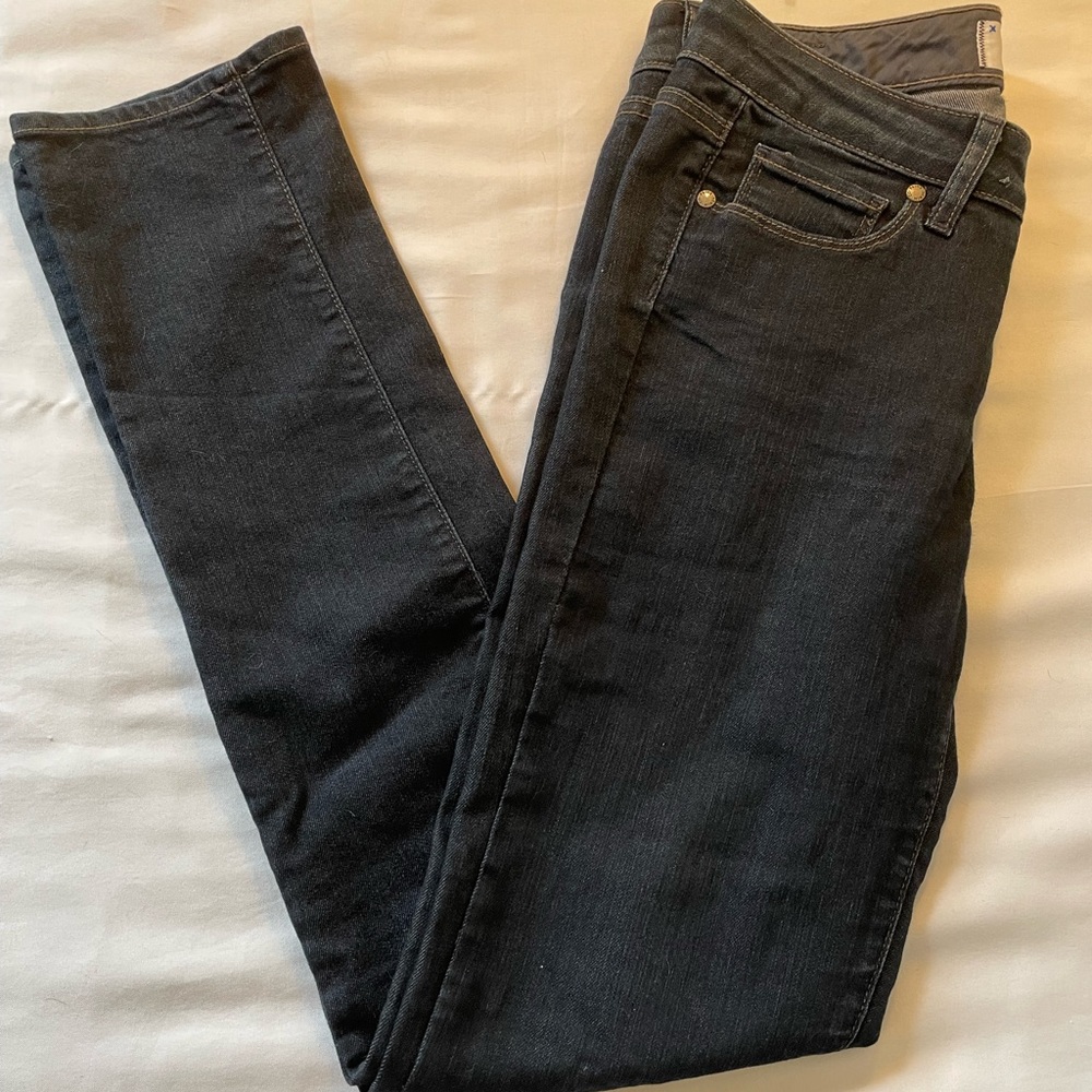 Paige “Skyline Skinny” Jeans. Size 27